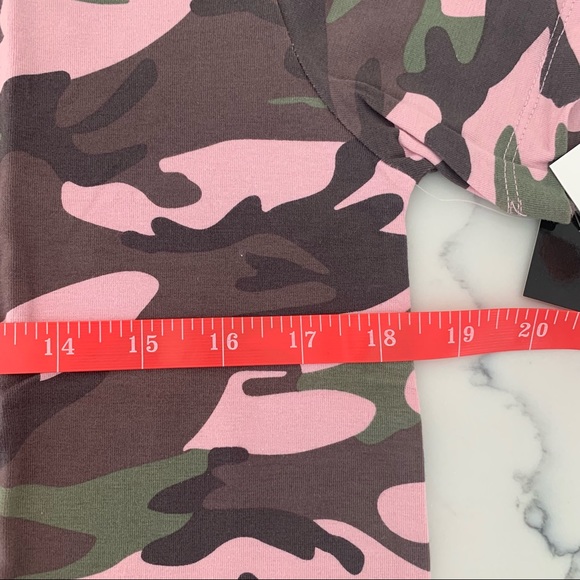 Women’s 95% Cotton 5% Spandex Camo Printed Short Sleeves T-Shirt. - Picture 3 of 5